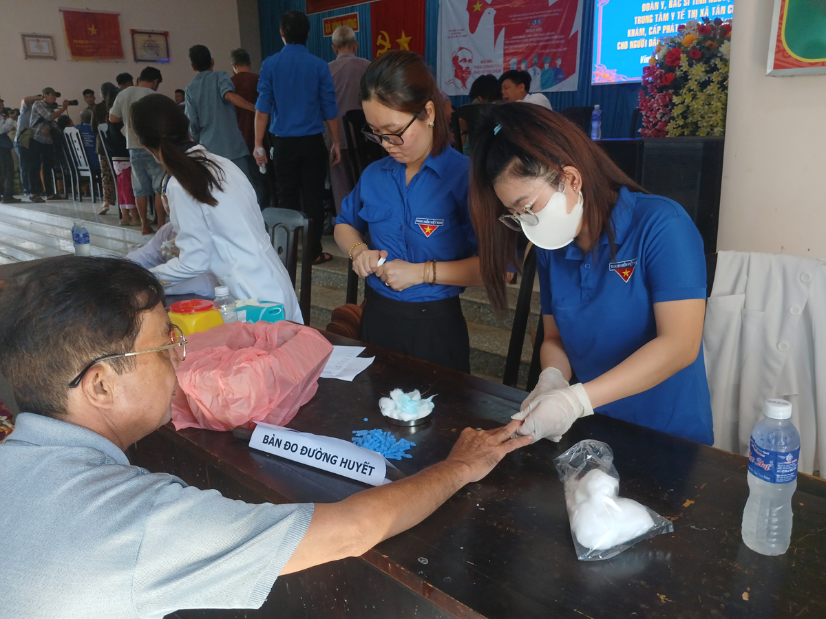 khám bệnh